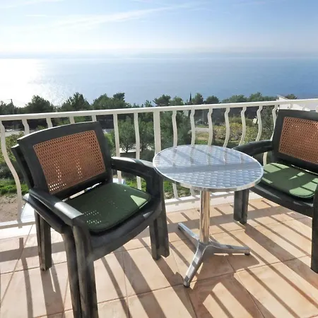 Nba New Beach Apartment Omis